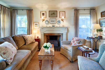  Traditional Living Room. Spaces To Live by Lisa Henderson Interiors.