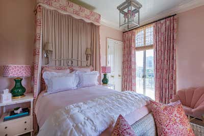  Traditional Bedroom. Bedrooms by Lisa Henderson Interiors.