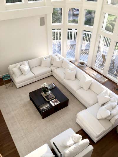  Beach House Living Room. Figure Eight Island Beach Home by Patti Woods Interiors.