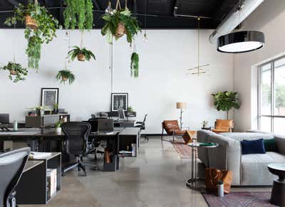  Organic Office Workspace. Handsome Office by Scheer & Co..