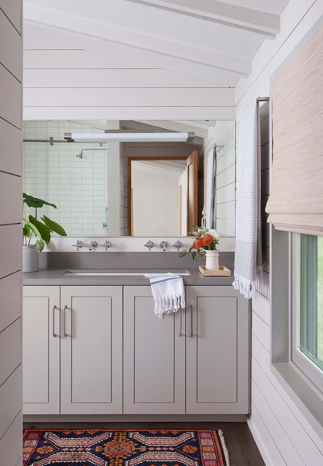 Farmhouse Bathroom