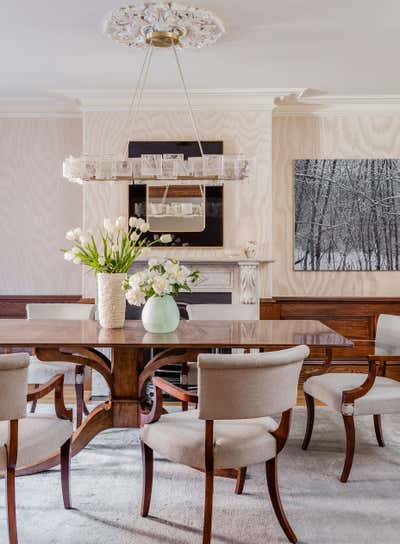  Traditional Family Home Dining Room. West Brookline Brownstone by Elms Interior Design.
