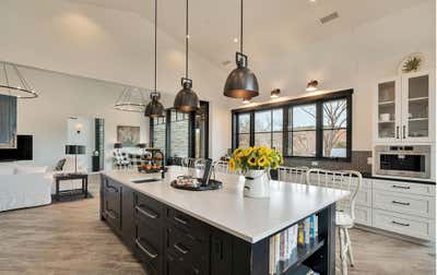  Southwestern Family Home Kitchen. Modern Farmhouse by Matt Dougan Design.