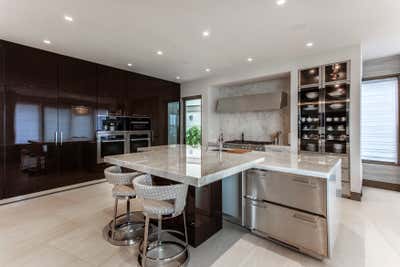 Modern Beach House Kitchen. Private Residence by Passione.
