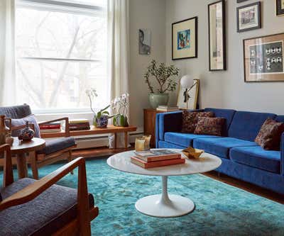  Mid-Century Modern Family Home Living Room. Blackstone by KitchenLab | Rebekah Zaveloff Interiors.