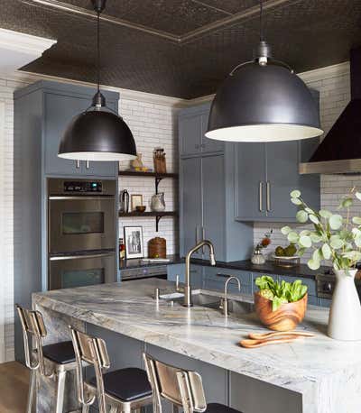  Coastal Family Home Kitchen. Logan by KitchenLab | Rebekah Zaveloff Interiors.
