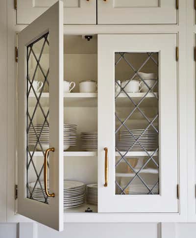  Craftsman Family Home Kitchen. Elmwood by KitchenLab | Rebekah Zaveloff Interiors.