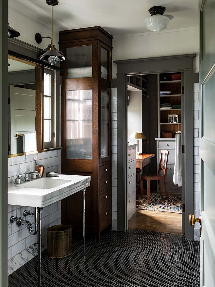 Craftsman Bathroom