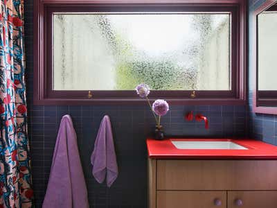  Mid-Century Modern Family Home Bathroom. Altadena by Reath Design.