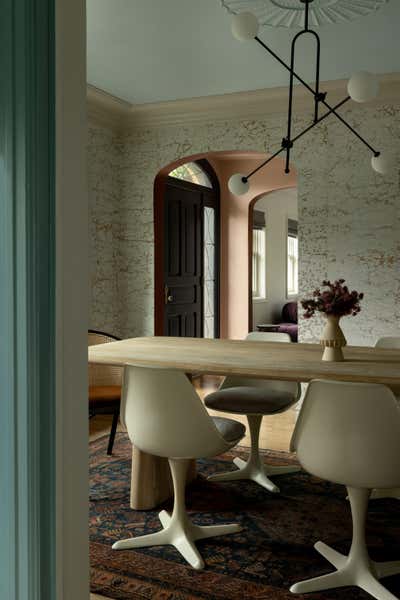  British Colonial English Country Dining Room. Circle House by Susannah Holmberg Studios.