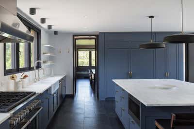  Coastal Family Home Kitchen. EH House by Fink & Platt Architects LLC.