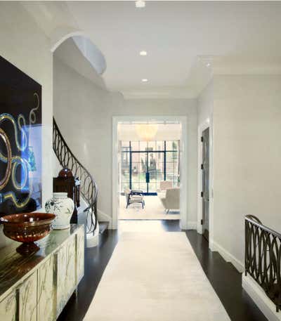  Hollywood Regency Family Home Entry and Hall. Townhouse  by Michelle Bergeron Design ltd..