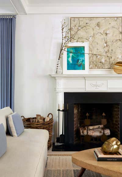  Traditional Living Room. Hamptons Residence by CARLOS DAVID.