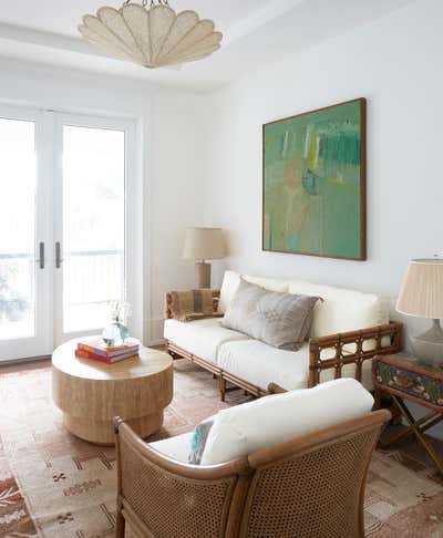  Tropical Vacation Home Living Room. Bayside Court by KitchenLab | Rebekah Zaveloff Interiors.