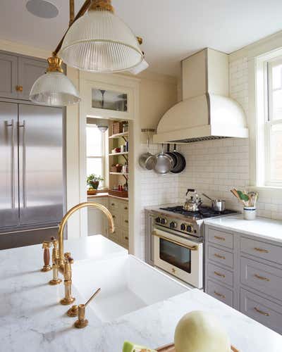  Arts and Crafts Family Home Kitchen. Sunnyside by KitchenLab | Rebekah Zaveloff Interiors.
