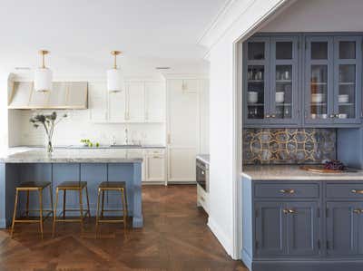  Contemporary Transitional Apartment Kitchen. Lakeshore Drive Two by KitchenLab | Rebekah Zaveloff Interiors.