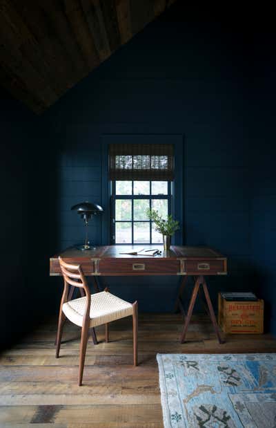  Traditional Beach House Office and Study. Bellport, NY by Jaimie Baird Design.