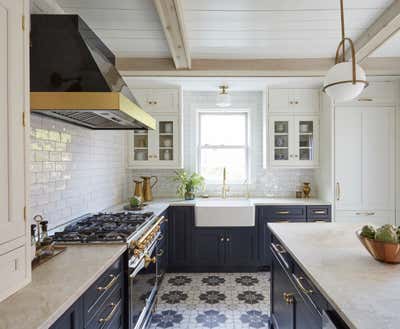  British Colonial Preppy Family Home Kitchen. Julian by KitchenLab | Rebekah Zaveloff Interiors.