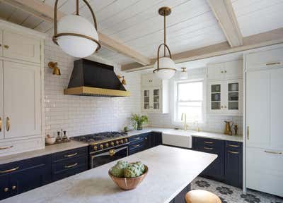  Craftsman Family Home Kitchen. Julian by KitchenLab | Rebekah Zaveloff Interiors.