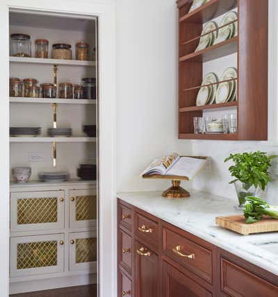  Preppy Family Home Kitchen. Jackson by KitchenLab | Rebekah Zaveloff Interiors.
