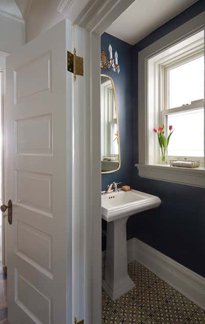  Transitional Family Home Bathroom. Wellington by KitchenLab | Rebekah Zaveloff Interiors.