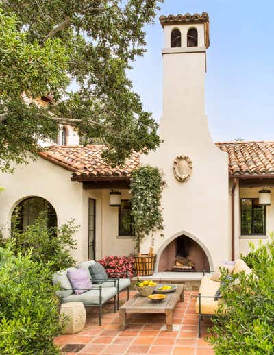 Bohemian Patio and Deck. Spanish Redefined in Santa Monica by Ferguson & Shamamian Architects.