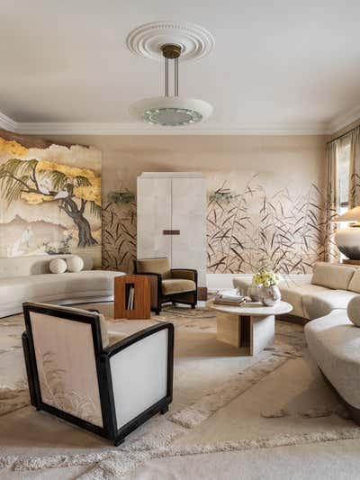  Mid-Century Modern Apartment Living Room. Showroom de Gournay by Irakli Zaria Interiors.