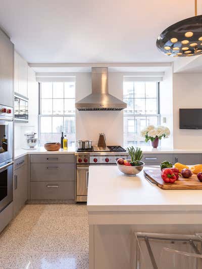  Contemporary Traditional Apartment Kitchen. EAST SIDE PIED A TERRE by William McIntosh Design.
