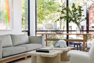 Organic Family Home Living Room. Modern Gallery Home by Studio 6F.