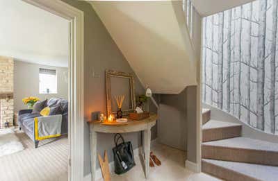 Organic Vacation Home Entry and Hall. Cotswold Cottage by Astman Taylor.