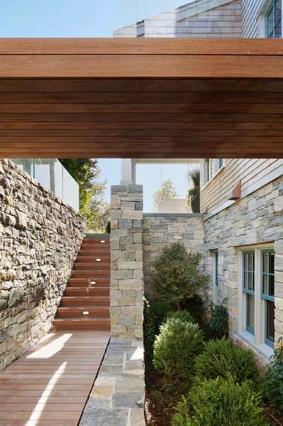Beach Style Beach House Exterior. Nantucket Harbor Compound by Workshop APD.