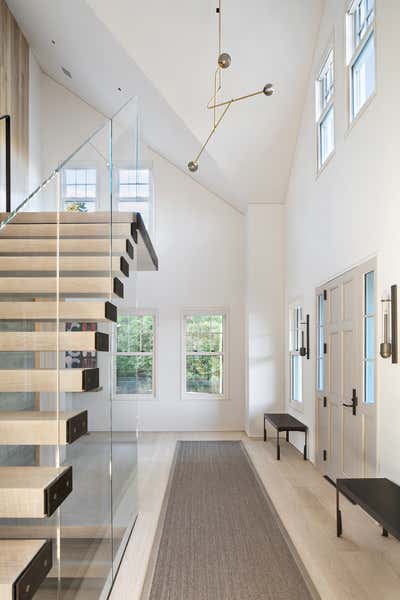 Beach Style Beach House Entry and Hall. Nantucket Harbor Compound by Workshop APD.