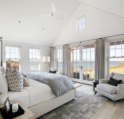 Coastal Beach House Bedroom. Nantucket Harbor Compound by Workshop APD.