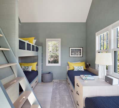  Transitional Beach House Bedroom. Nantucket Harbor Compound by Workshop APD.