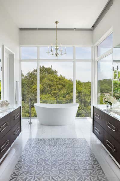  Mid-Century Modern Family Home Bathroom. West Lake Hills II by Butter Lutz Interiors.