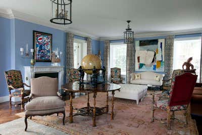  Traditional Family Home Living Room. Greenwich Home by Robert Couturier, Inc..