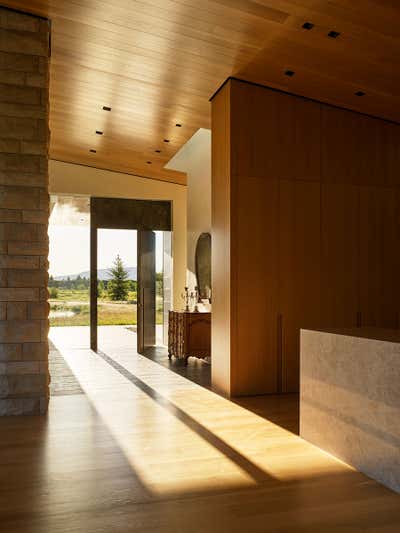  Modern Family Home Entry and Hall. Lefty Ranch by CLB Architects.