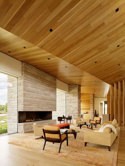 Modern Living Room. Lefty Ranch by CLB Architects.