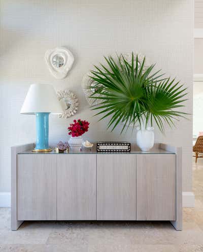  Tropical Entry and Hall. Bahamas by Kristen Nix Interiors.