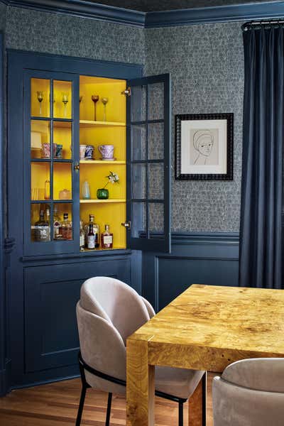  Mid-Century Modern Family Home Dining Room. Framebridge x Zoe Feldman Design by Zoe Feldman Design.
