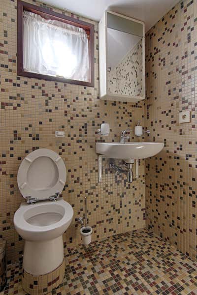  Craftsman Contemporary Transportation Bathroom. HOUSE BOAT by Otodesign Studio.