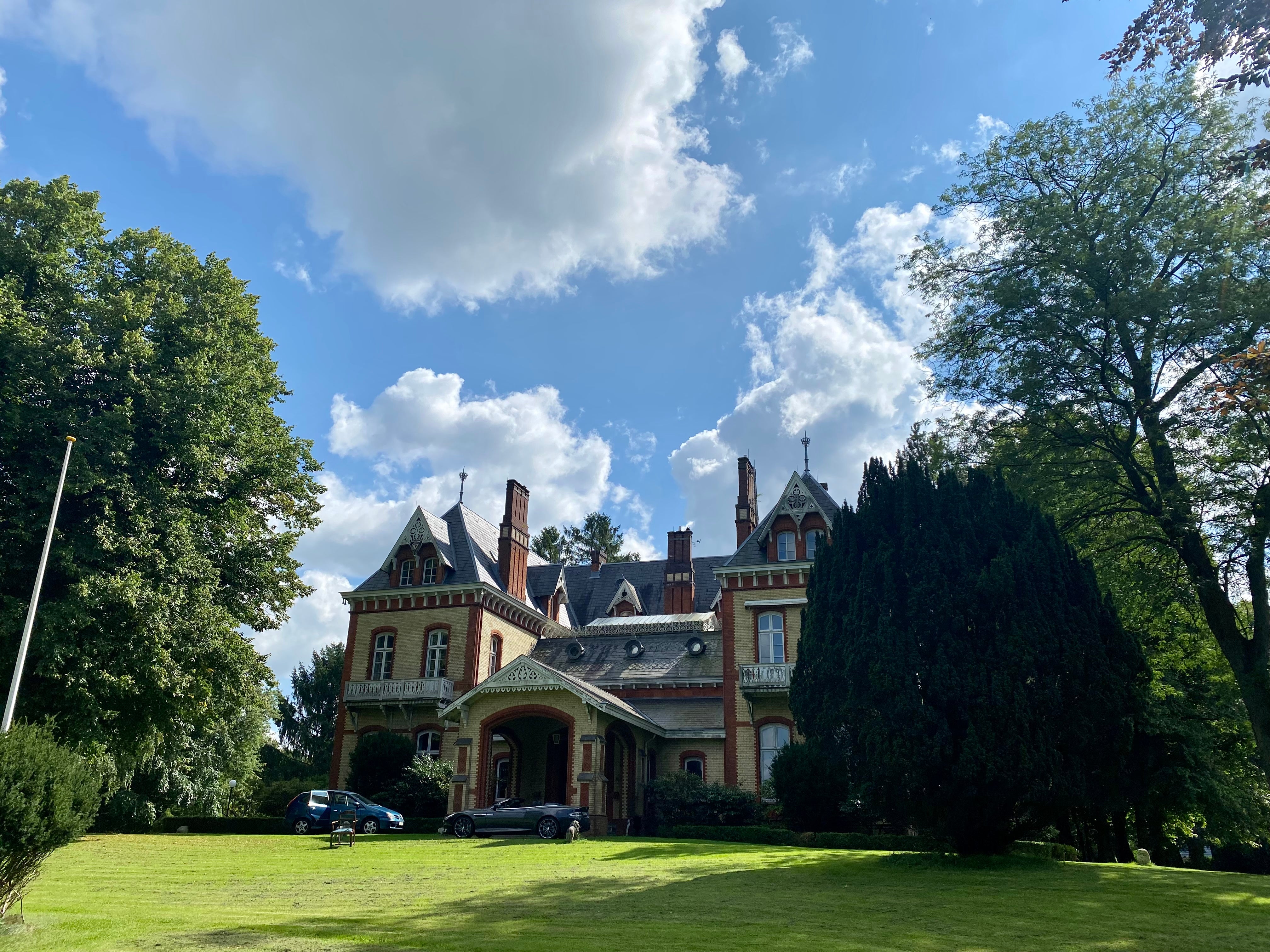 Arts and Crafts Exterior