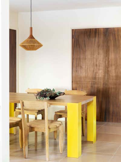  Mid-Century Modern Family Home Dining Room. Los Angeles Midcentury by Corinne Mathern Studio.