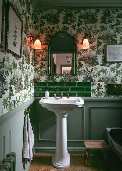  English Country Family Home Bathroom. Sunny & Soulful by Anouska Tamony Designs.