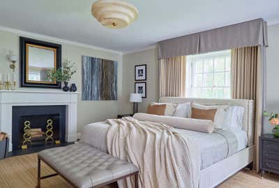  Cottage Country Bedroom. Wildwood, English Stone Cottage by Roughan Interior.