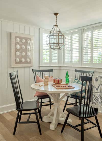 Traditional Family Home Open Plan. Nantucket Captain's House by Roughan Interior.