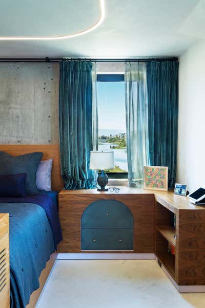  Contemporary Modern Family Home Bedroom. Los Angeles I by Alexandra Loew, Inc..
