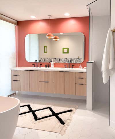  Hollywood Regency Family Home Bathroom. D E S E R T by Nick Fyhrie Studio.