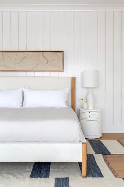  Contemporary Family Home Bedroom. Rumson Waterfront by Chango & Co..