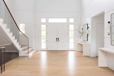Contemporary Entry and Hall. Cold Spring Harbor by Chango & Co..